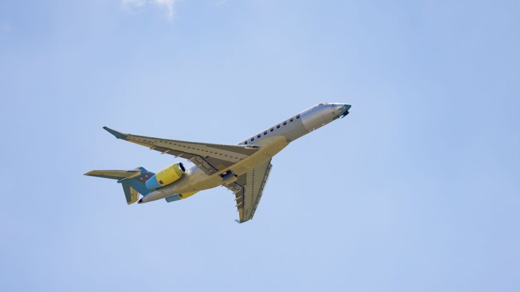 First Production Aircraft of World’s Fastest Business Jet, the Bombardier Global 8000, Completes Flawless Inaugural Flight